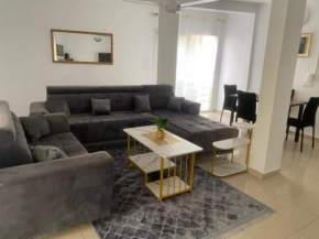 Appartement F4 à la cité mixta